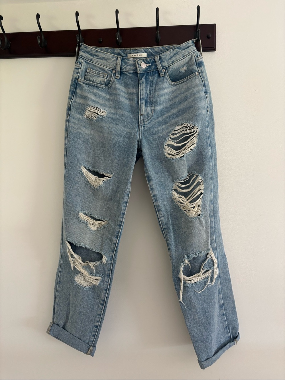 PacSun Light Blue Distressed Cropped Mom Jeans